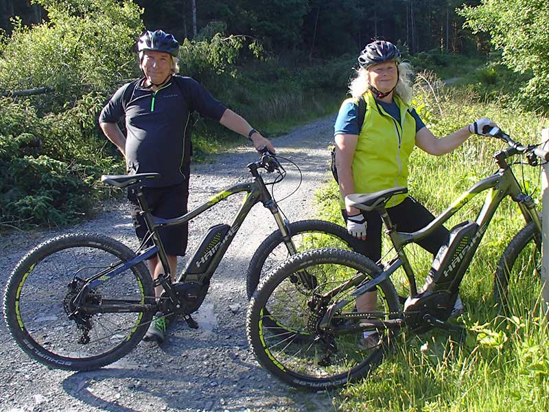 Hardtail Electric Mountain Bikes to hire